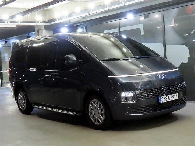 2023 Hyundai Staria 2WD 디젤 카고 모던 5인승
