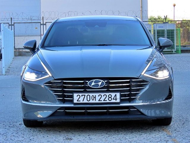 2020 Hyundai Sonata (DN8) 2.0 프리미엄 패밀리