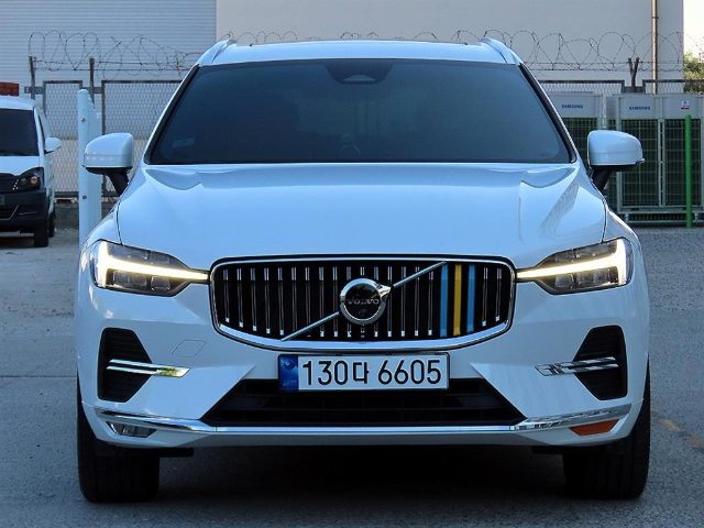 2023 Volvo XC60 (2세대) B6 AWD 얼티메이트 브라이트
