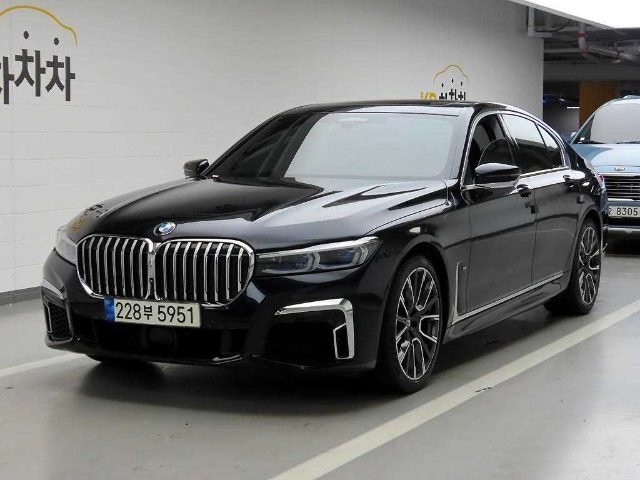 2021 BMW 7 Series (G70) 740i sDrive 디자인퓨어 엑셀런스