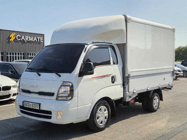 2022 Kia Bongo 3 1.0톤/킹캡/초장축 윙바디