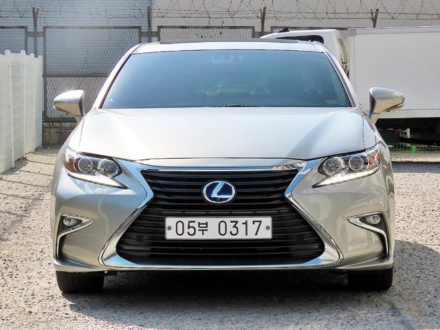 2016 Lexus ES 슈프림
