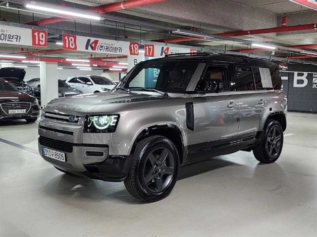 2025 Land Rover Defender (L663) 110 P300 X-Dynamic SE