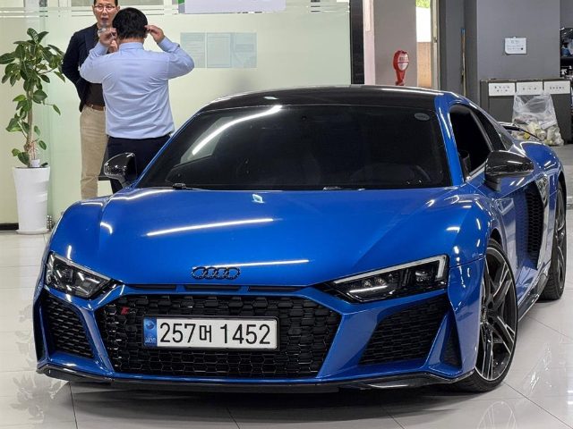 2021 Audi R8 (4S) 5.2 V10 퍼포먼스 쿠페