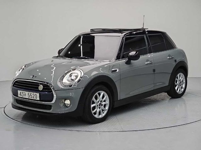 2017 MINI Cooper 5도어 기본형
