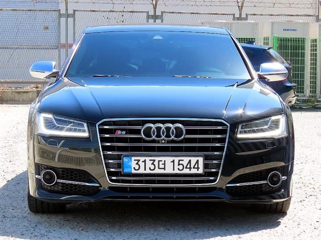 2014 Audi S8 4.0 TFSI 콰트로