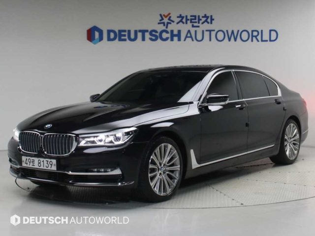 2017 BMW 7 Series (G11) 740Li xDrive