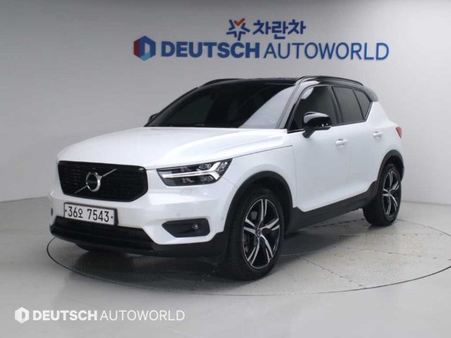 2018 Volvo XC40 T4 4WD R-디자인