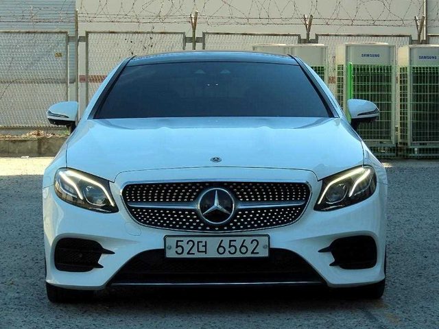 2018 Mercedes-Benz E-Class W213 E400 4MATIC 쿠페