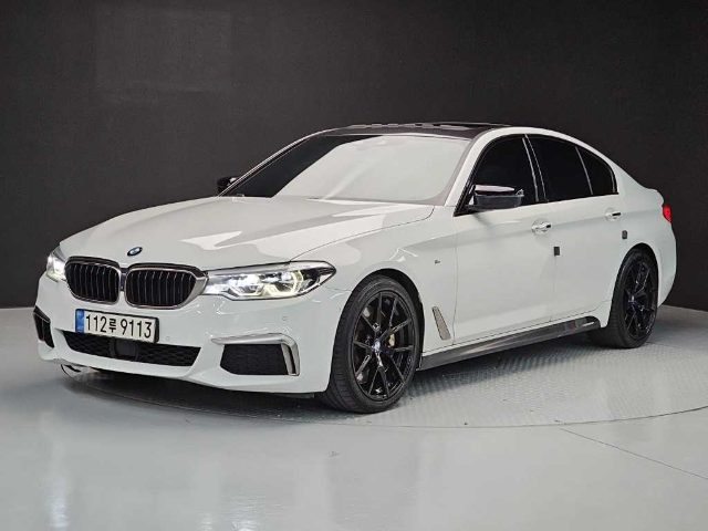 2019 BMW 5 Series (G30) M550d xDrive