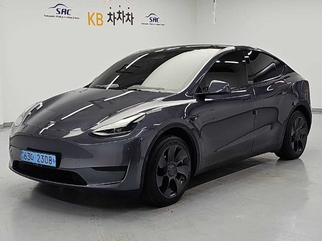 2024 Tesla Model Y RWD
