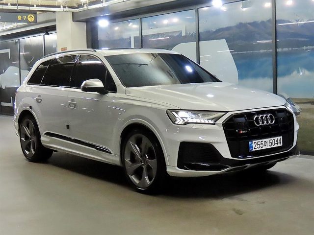 2024 Audi SQ7 (4M) 4.0 TFSI 콰트로
