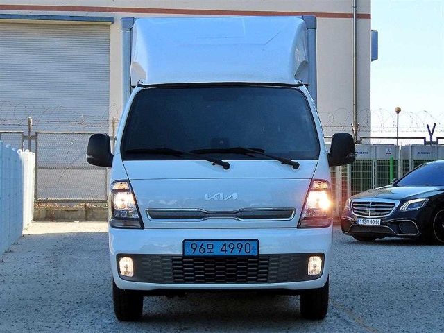 2025 Kia Bongo 3 (EV) 1.0톤/킹캡/초장축/플러스형 하이내장탑
