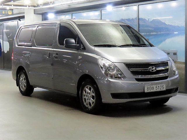 2011 Hyundai Starex 밴 3인승 CVX 럭셔리