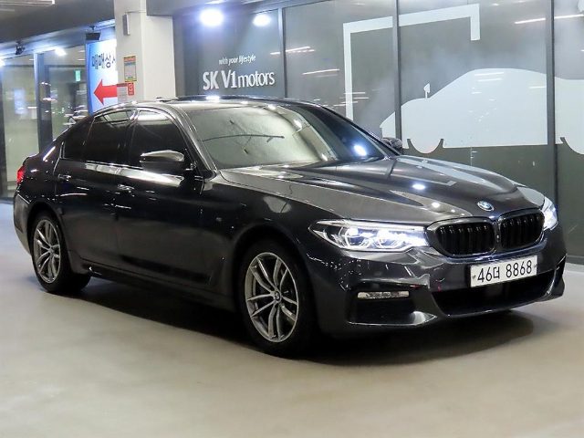 2017 BMW 5 Series (G30) 530i xDrive M 스포츠 플러스