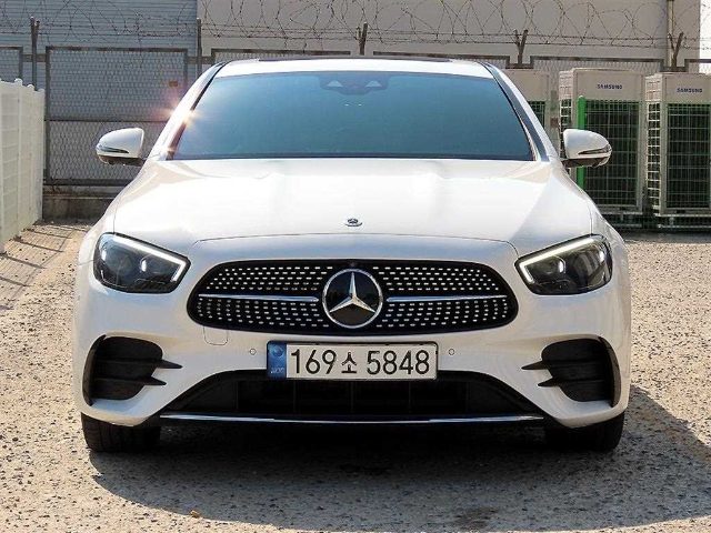 2022 Mercedes-Benz E-Class W213 E220d 4MATIC AMG라인
