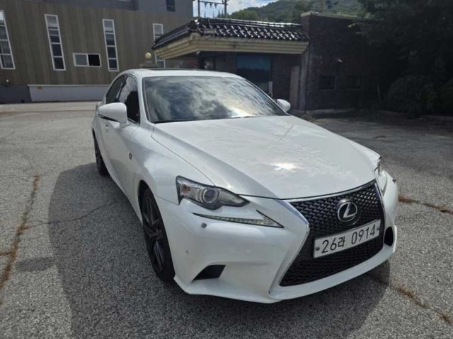 2015 Lexus IS F-SPORT
