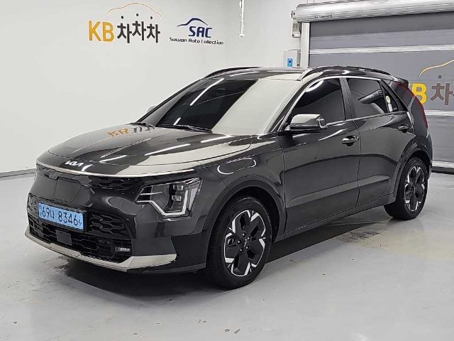 2023 Kia Niro 어스