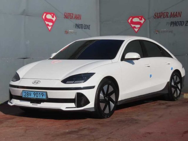 2023 Hyundai Ioniq 6 롱레인지 4WD 프레스티지