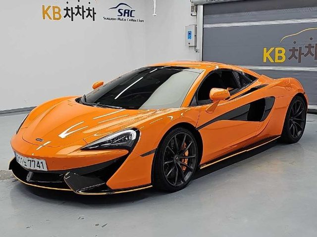 2017 McLaren 570S 3.8 스파이더