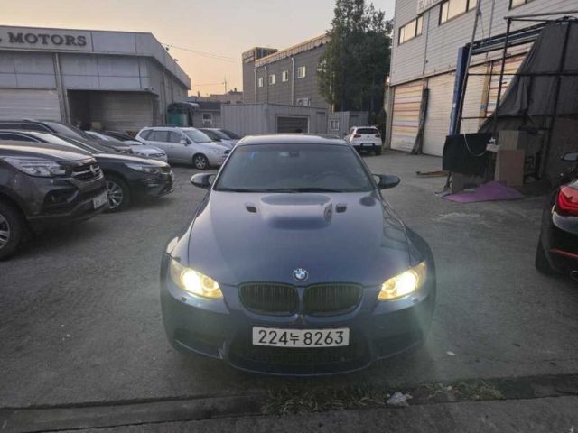 2013 BMW M3 (F80, E90) M3 컨버터블