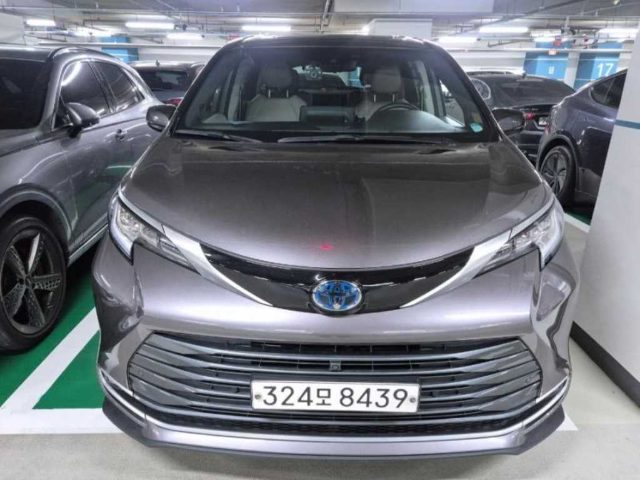 2023 Toyota Sienna 2.5 AWD 하이브리드