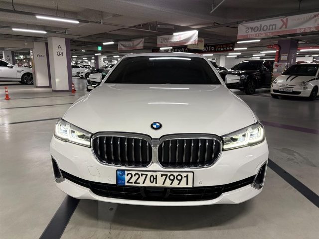 2022 BMW 5 Series (G30) 530i 럭셔리
