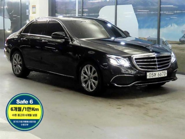 2018 Mercedes-Benz E-Class W213 E300 4MATIC 익스클루시브