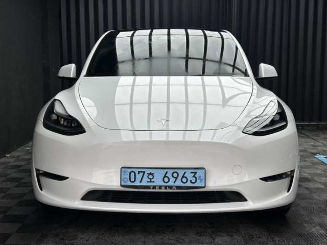 2021 Tesla Model Y 스탠다드 레인지
