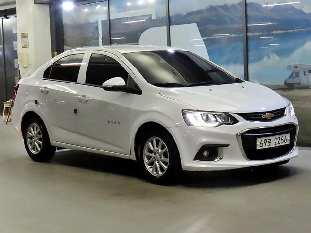 2017 Chevrolet Aveo 1.4 터보 L