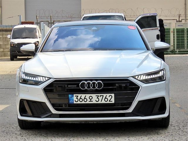 2021 Audi A7 (4K) 55 TFSI 콰트로 프리미엄