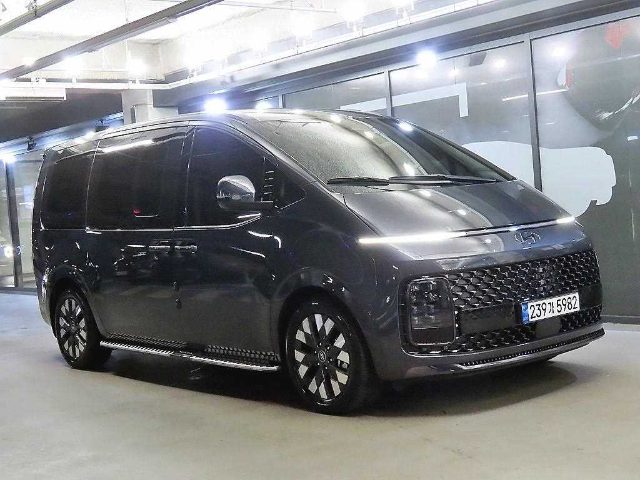 2023 Hyundai Staria 4WD 디젤 라운지 프레스티지 9인승