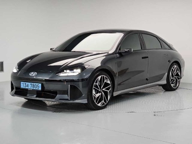 2022 Hyundai Ioniq 6 롱레인지 4WD 프레스티지