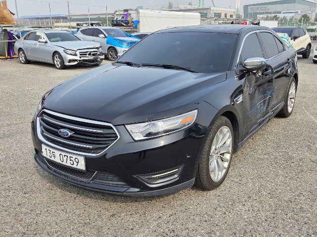 2016 Ford New Taurus 2.0 Eco Booster