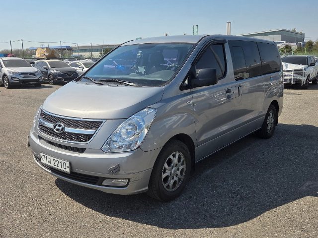 2016 Hyundai 그랜드 스타렉스(GRAND STAREX) CVX Premium 12 passenger